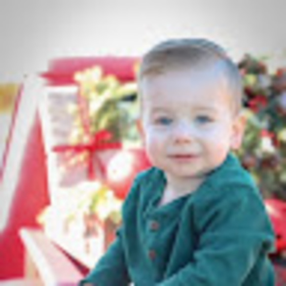 Meet your Posher, Lisa - Picture 1 of 1